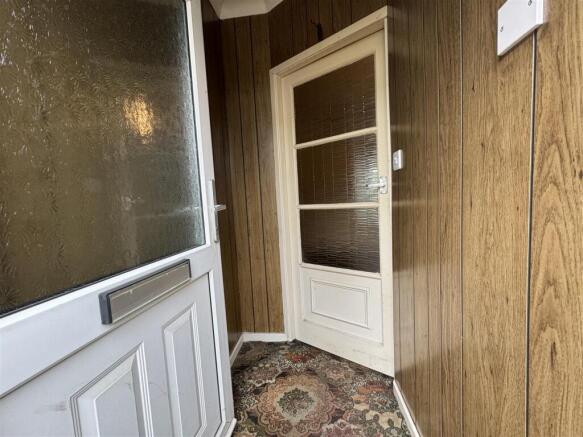 ENTRANCE HALLWAY