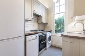 28, Telford Avenue, London SW2 4XF