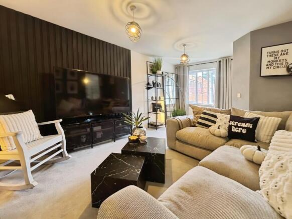 cc5e9e69-WhatsApp...