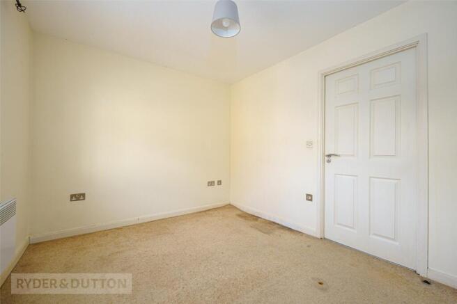2 bed Apartment for sale Image 11