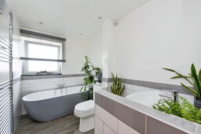 Bathroom W/C