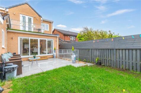 Haven Chase, Leeds, West Yorkshire, LS16