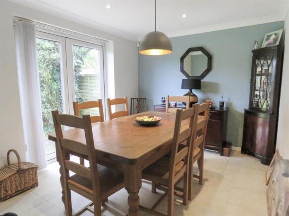 Dining Room.JPG