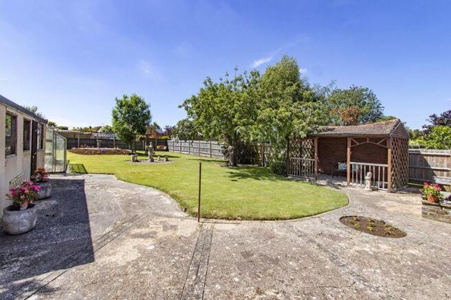 Rear Garden pic1