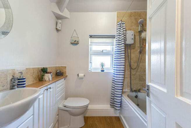 3 bed Semi-Detached for sale Image 12