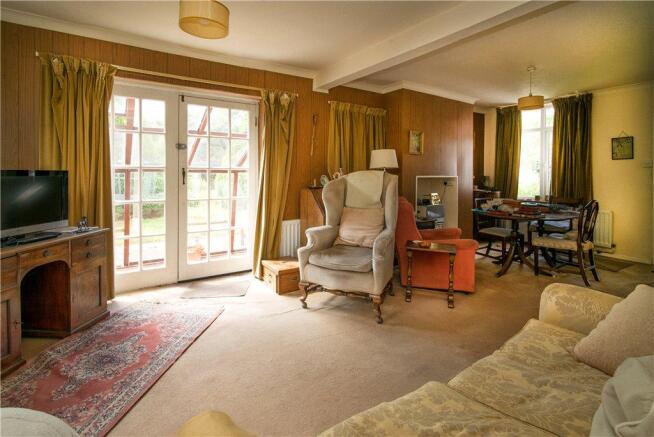 02 Sitting Room