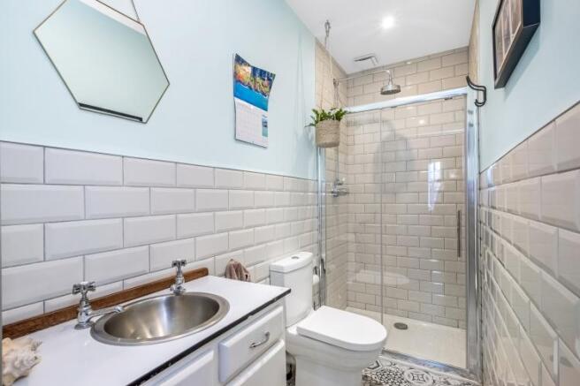 Showerroom 