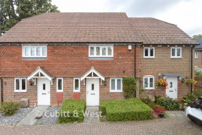 2, Quinta Mews, Crawley RH11 9FZ