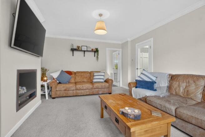 Queens Avenue, Largs, KA30 photo 4