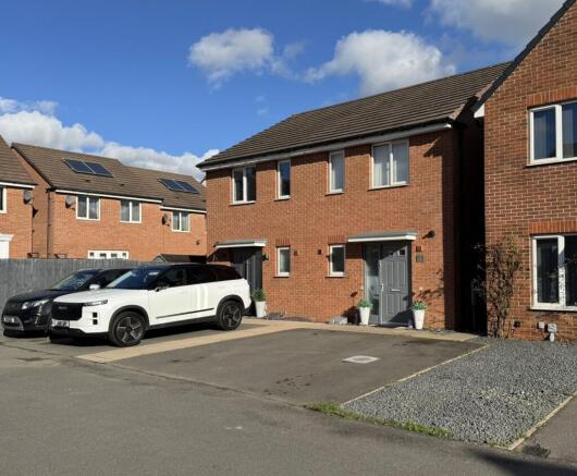 Lakelot Close, Willenhall photo 2