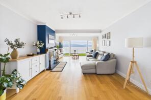Breezeland, Walton Bay, Clevedon BS21 7AZ