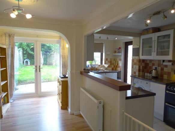 Kitchen/ Dining Room