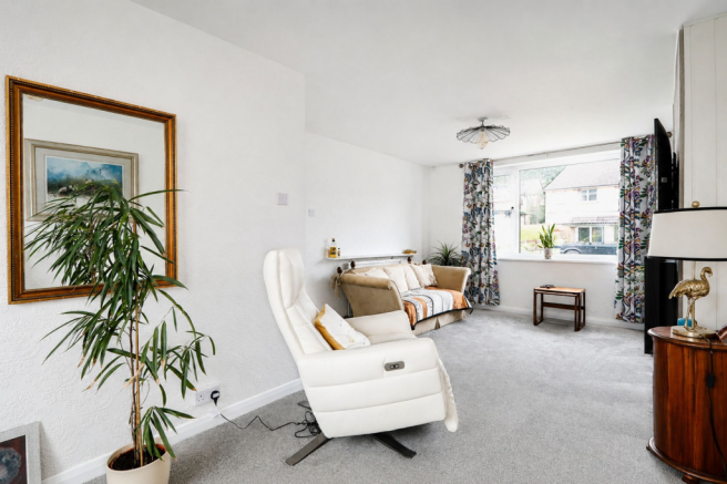 3 bed Semi-Detached for sale Image 5