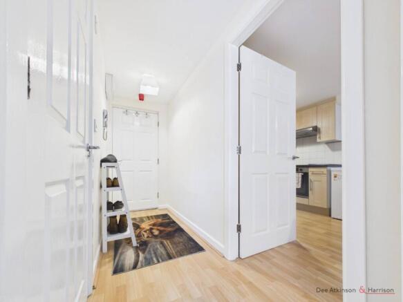 1 bed Flat for sale Image 7