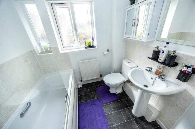 2 bed Apartment for sale Image 10