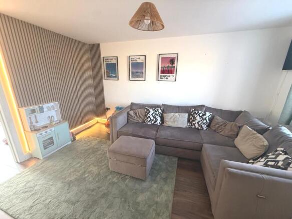 3 bed End of Terrace for sale Image 4