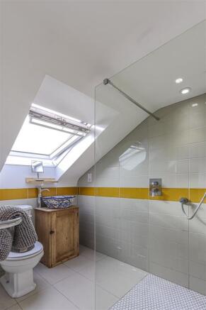 Wyndham Crescent 82-26.jpg