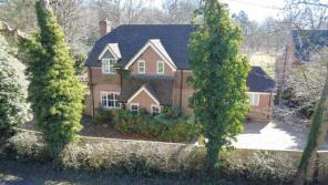 Woodpecker Cottage, Pinchington Lane, Greenham, Thatcham RG19 8SR