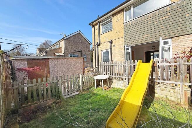 3 bed Semi-Detached for sale Image 6
