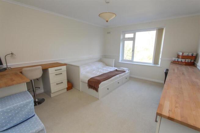 Bedroom 3.jpg