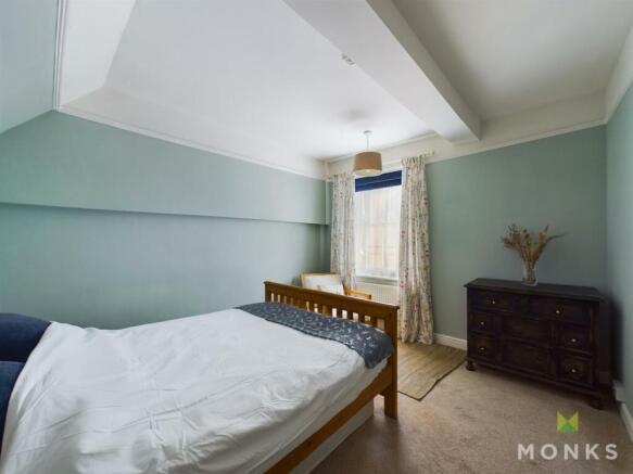 CAM01420G0-PR0137-STILL004.jpg