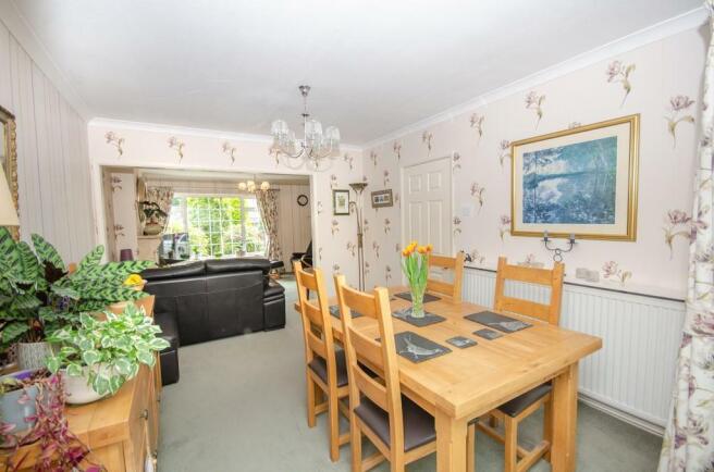 Dining room.jpg