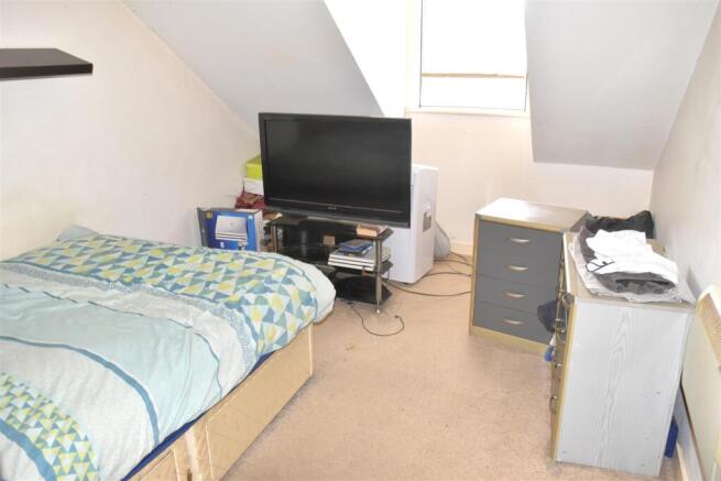 3 bed Penthouse for sale Image 10