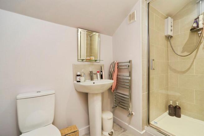 3 bed Detached Bungalow for sale Image 12
