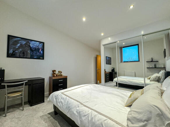 Flat 10 Barton West - Bed 2 (2)