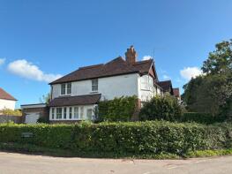 Leas, Gloucester Road, Sparrows Green, Wadhurst TN5 6TA