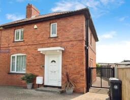 132, Broad Walk, Knowle, Bristol BS4 2RZ