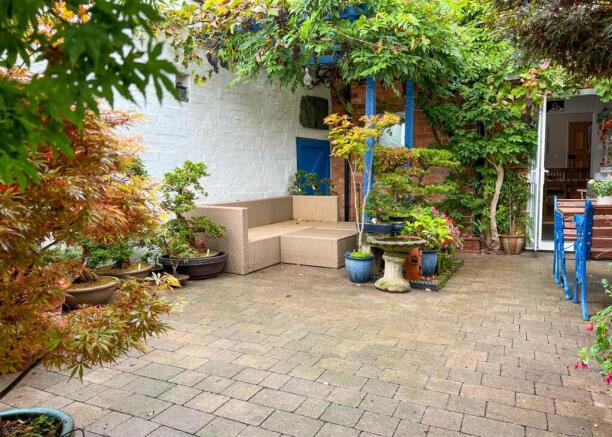 GARDEN