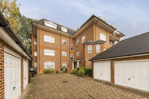 Turnberry Close, Hendon, NW4