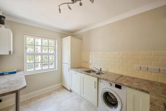 2 bed Mews for sale Image 5