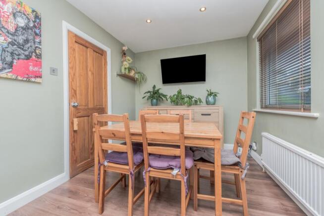 3 bed Link Detached House for sale Image 12
