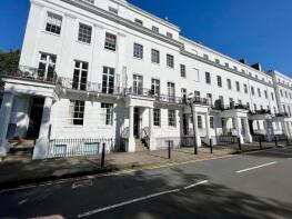 Basement Flat, 32, Clarendon Square, Leamington Spa CV32 5QY