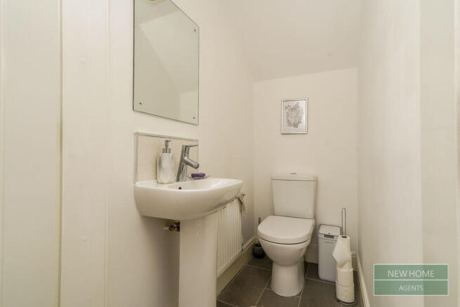 3 bed Semi-Detached for sale Image 6