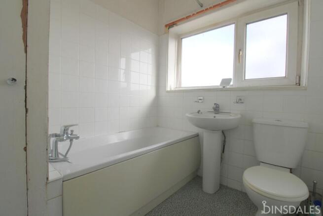 3 bed Semi-Detached for sale Image 4