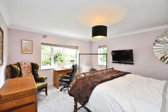 3 bed Detached for sale Image 12