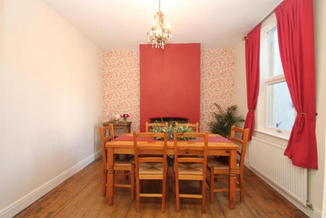 Dining Room: