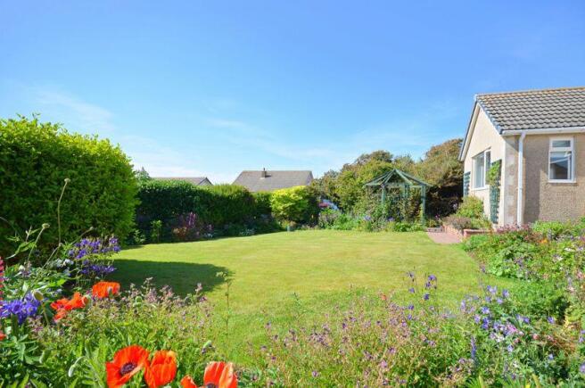 Front garden 
