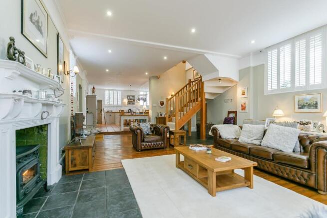 8314904-interior12-800.jpg