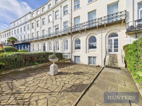 2 bed Flat for sale Image 10