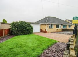 10, Highfield Crescent, Overton, Wakefield WF4 4QZ