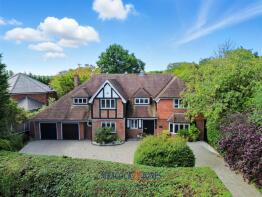 70 The Hollies, Heronway, Brentwood CM13 2LQ