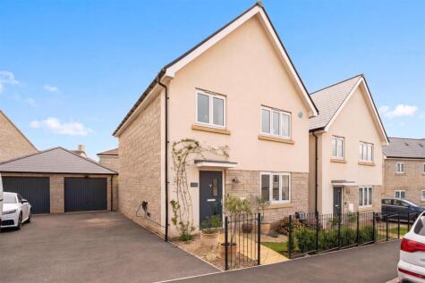 Tanner Road, Mead Fields, BS29