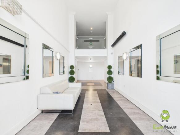 EweMove Basingstoke Winterthur Way Communal Lobby