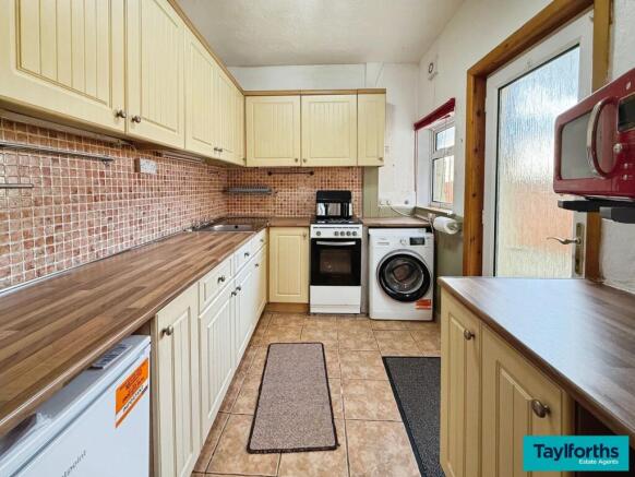 2 bed Terraced for sale Image 4