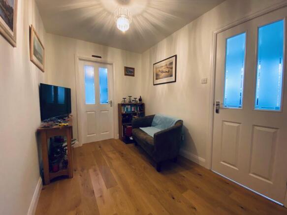 Snug/Office Space