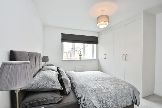 4 bed Detached for sale Image 12
